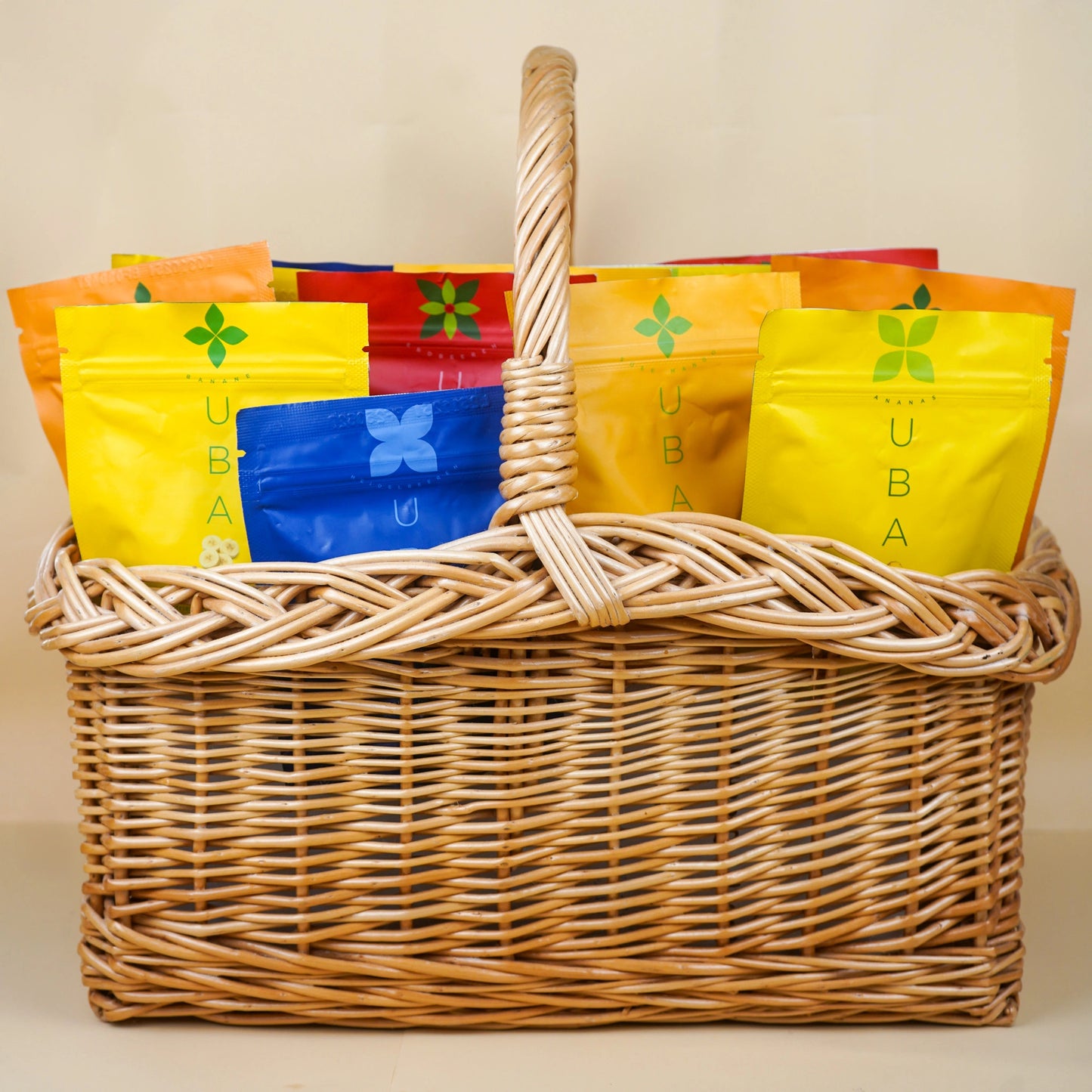 Sample set 3 - 12 pieces | Blueberries, strawberries &amp; pineapple | 3 varieties